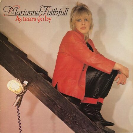 Marianne Faithfull As teams goes bye