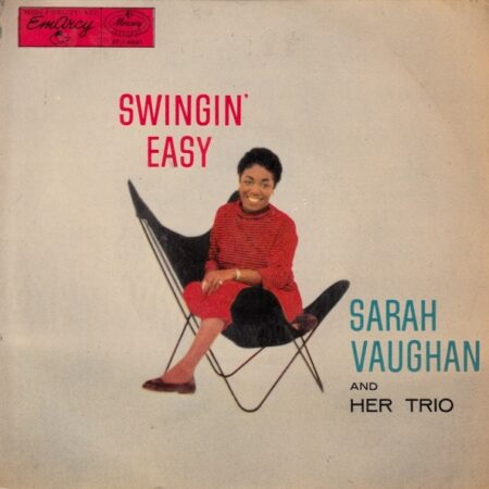 Sarah Vaughan and her trio. Swingin´ easy